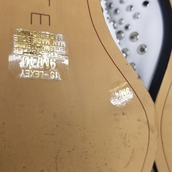 1. State Lexey Ankle Booties Womens 9M Chrome Studs White Western Boots Nailhead - Picture 14 of 16